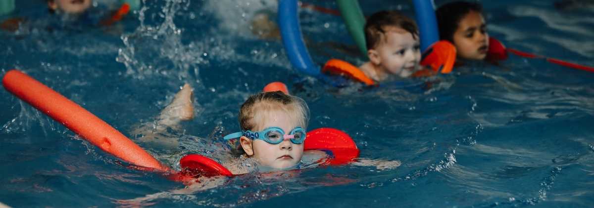 Swimming Lessons for Children in Oldham